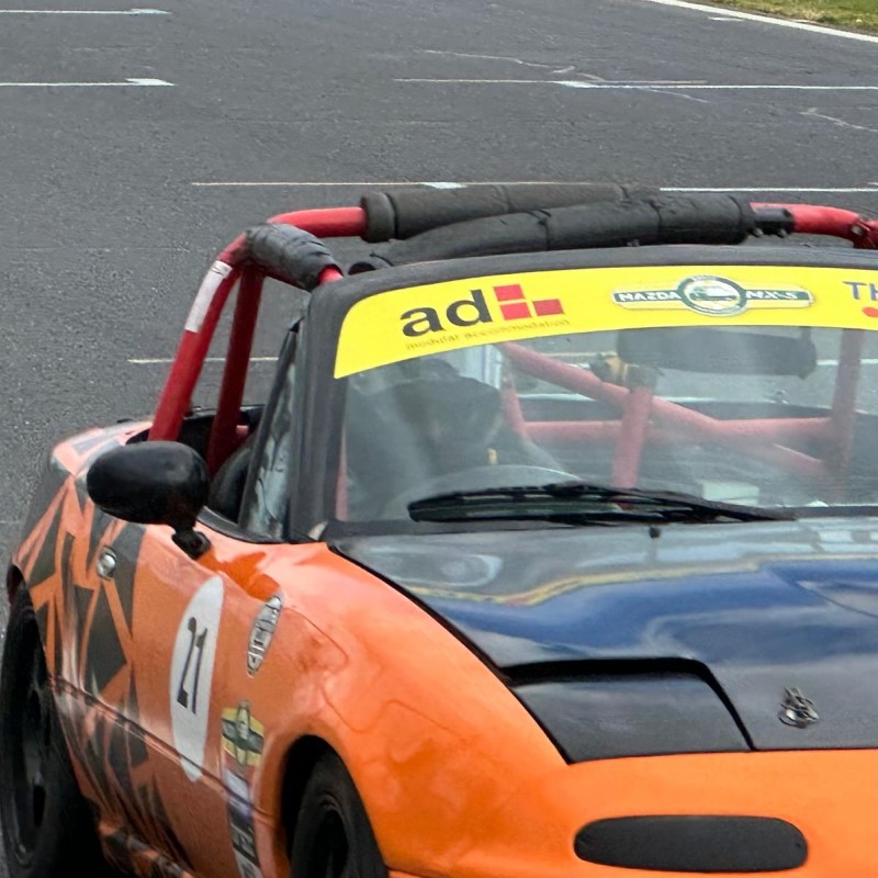 mazda mx5 mk1 race day support MX Motorsport